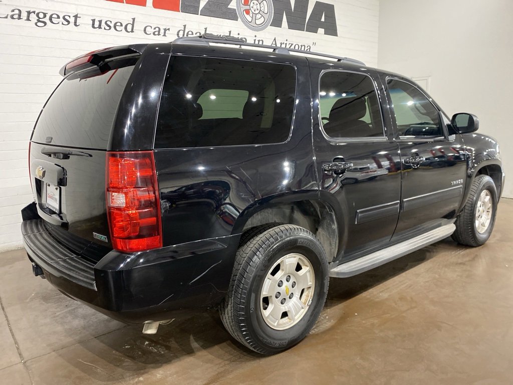 Used 2010 Chevrolet Tahoe LS w/ Interior Plus Package image 3