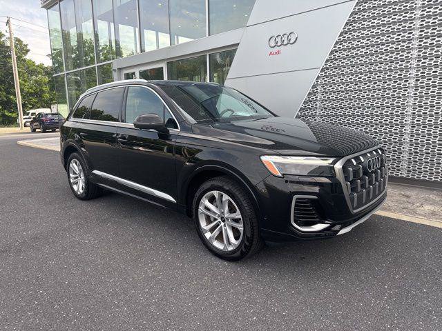 Used 2025 Audi Q7 3.0T Premium Plus AWD/4WD image 1