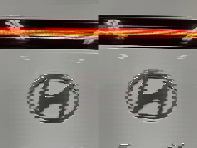 Used 2025 Hyundai Kona SEL image 30