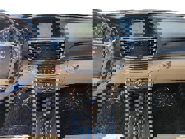 Used 2015 Honda Accord EX-L image 11