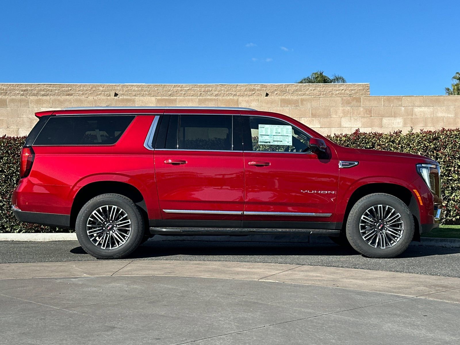 New 2026 GMC Yukon XL Elevation w/ Elevation Premium Package AWD/4WD image 3