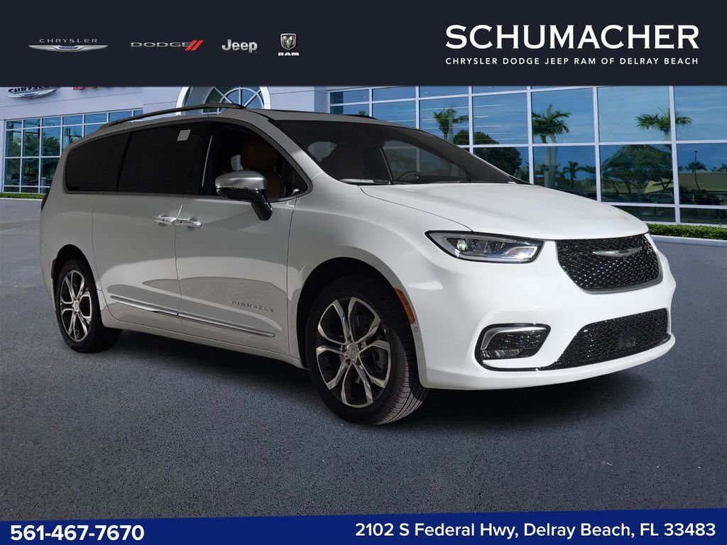 New 2025 Chrysler Pacifica Pinnacle w/ Trailer Tow Group AWD/4WD video 1