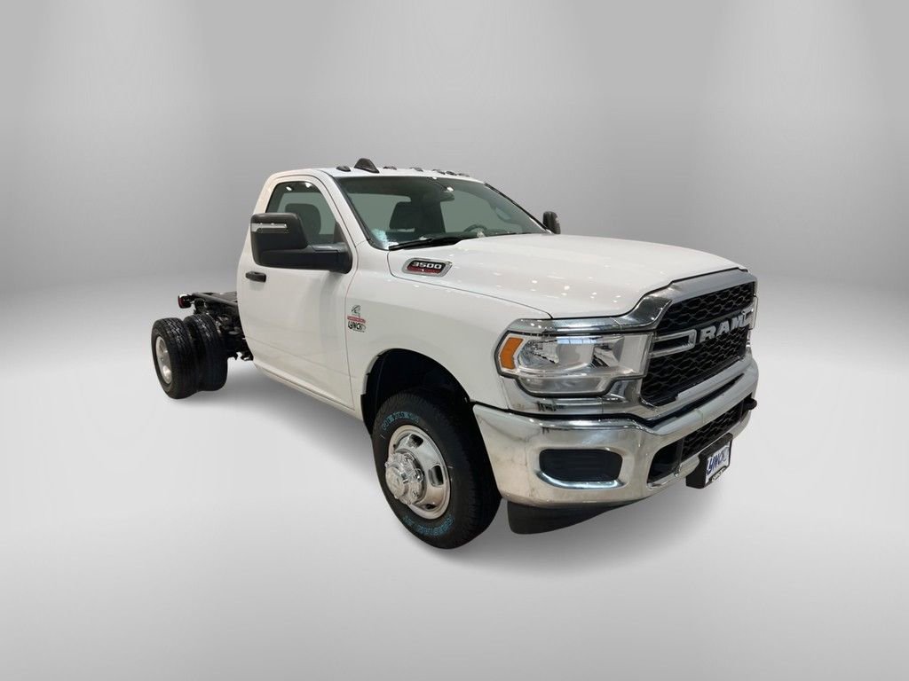 New 2024 RAM 3500 Tradesman image 5