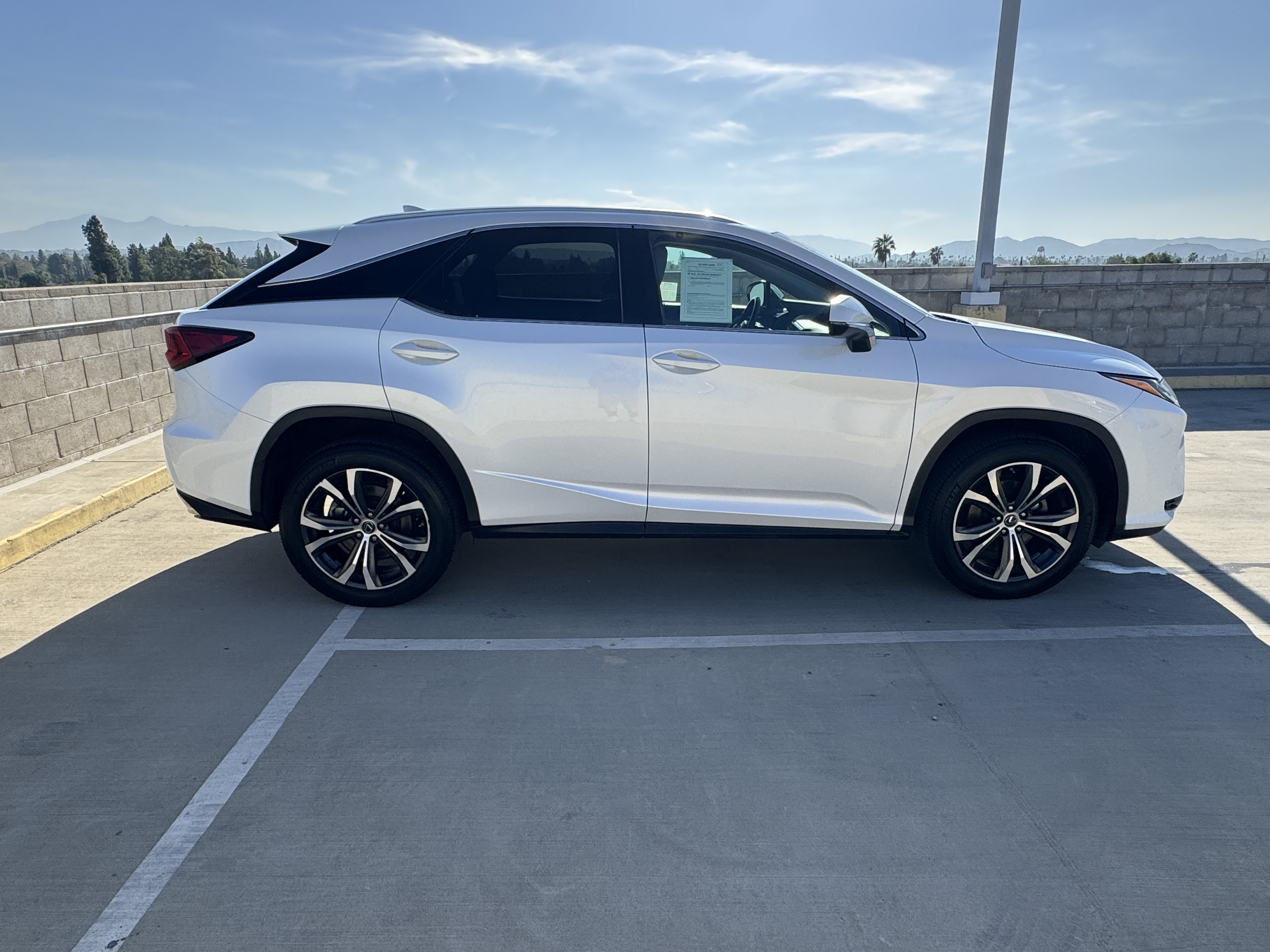 Used 2018 Lexus RX 350 FWD w/ Premium Package image 13