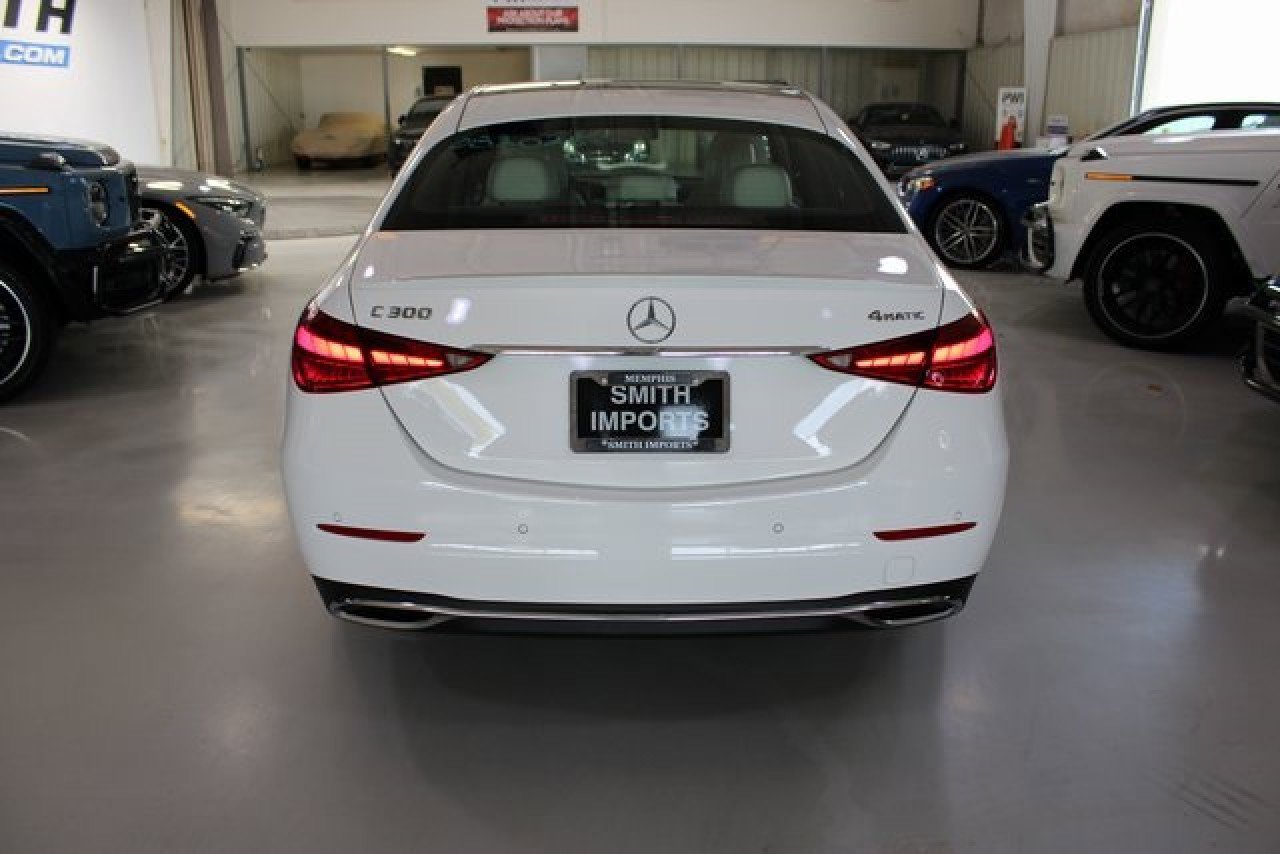 Used 2024 Mercedes-Benz C 300 4MATIC Sedan w/ Exclusive Trim Package image 43