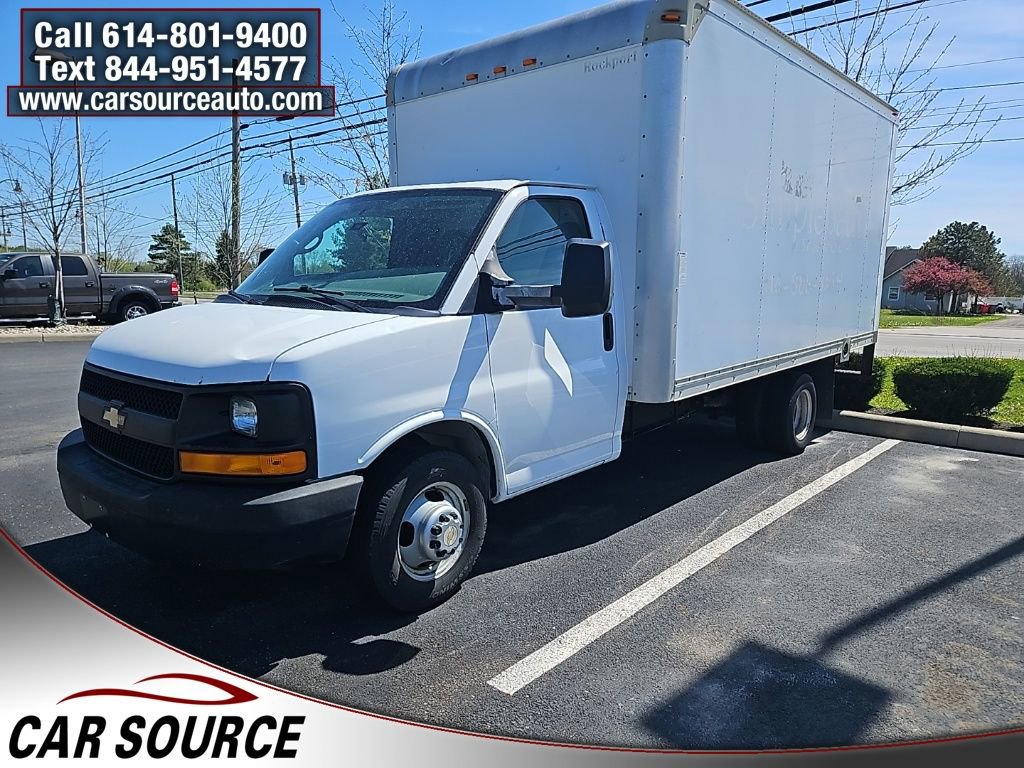 Used 2014 Chevrolet Express 3500 Extended image 1