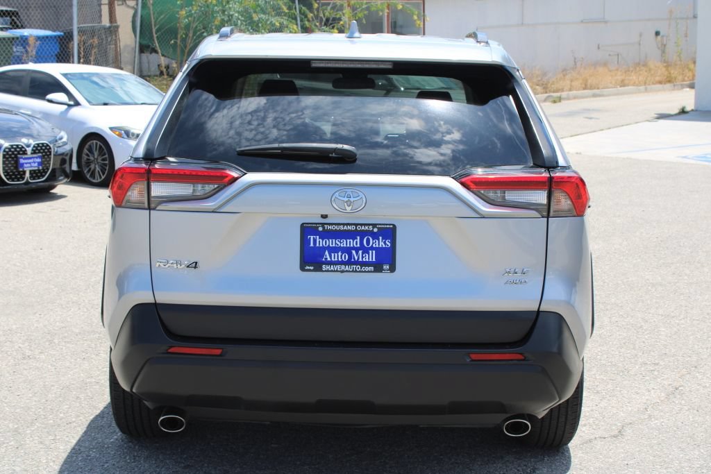 Used 2024 Toyota RAV4 XLE AWD/4WD image 5