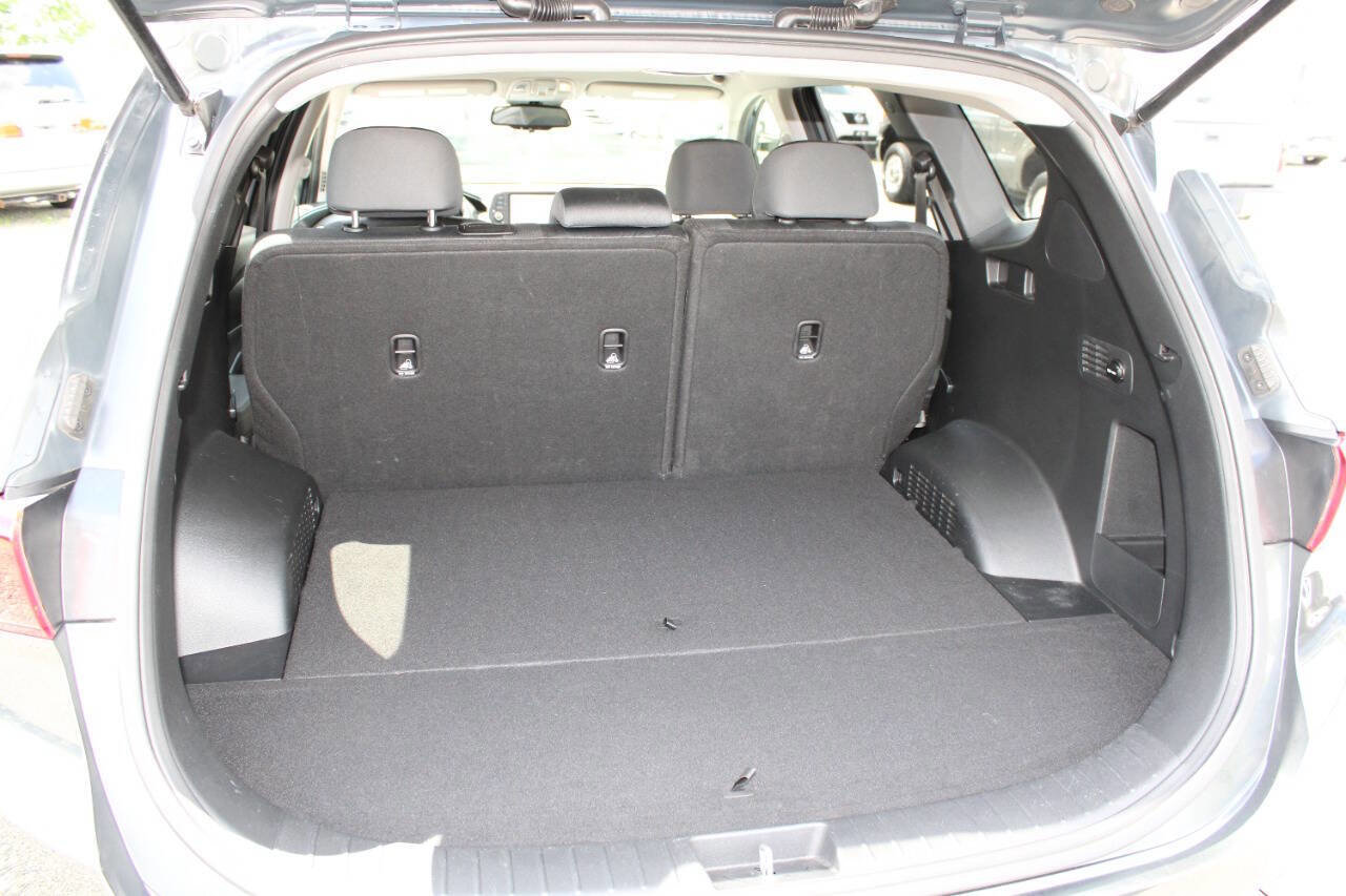 Used 2019 Hyundai Santa Fe SEL w/ Cargo Package AWD/4WD image 26
