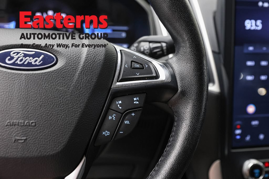 Used 2023 Ford Edge SEL AWD/4WD image 15