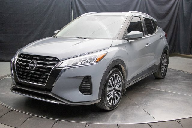 Used 2023 Nissan Kicks SV image 6