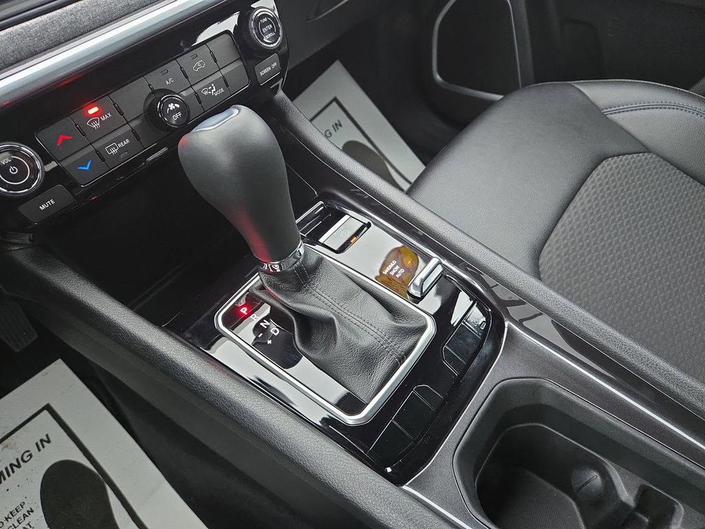 Used 2024 Jeep Compass Latitude image 25