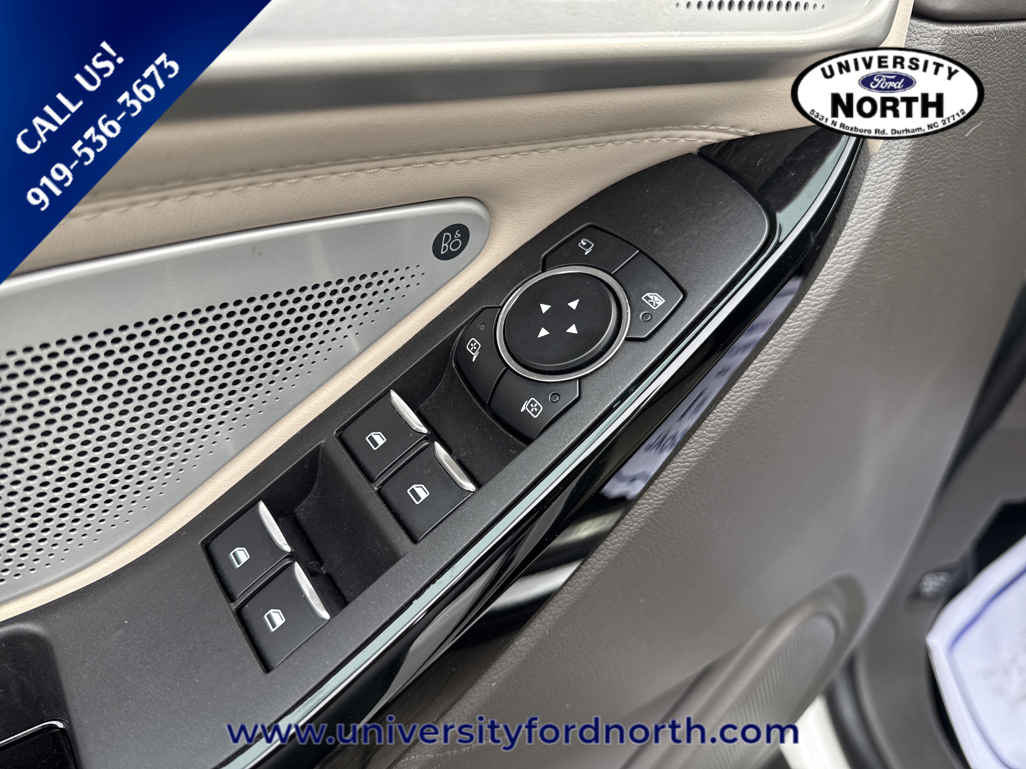 Used 2023 Ford Explorer Platinum w/ Technology Package image 15