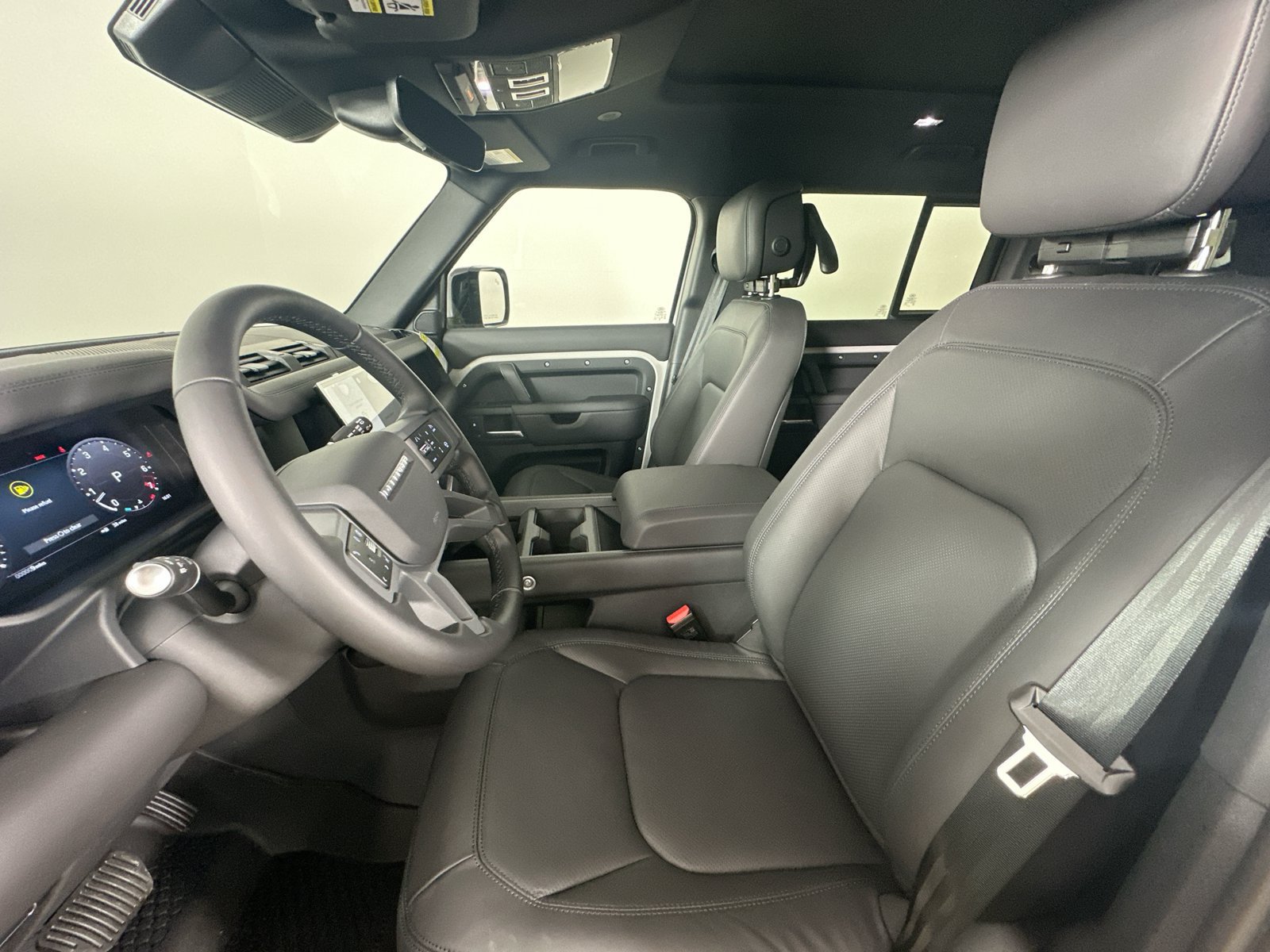 New 2026 Land Rover Defender 110 X-Dynamic SE AWD/4WD image 34
