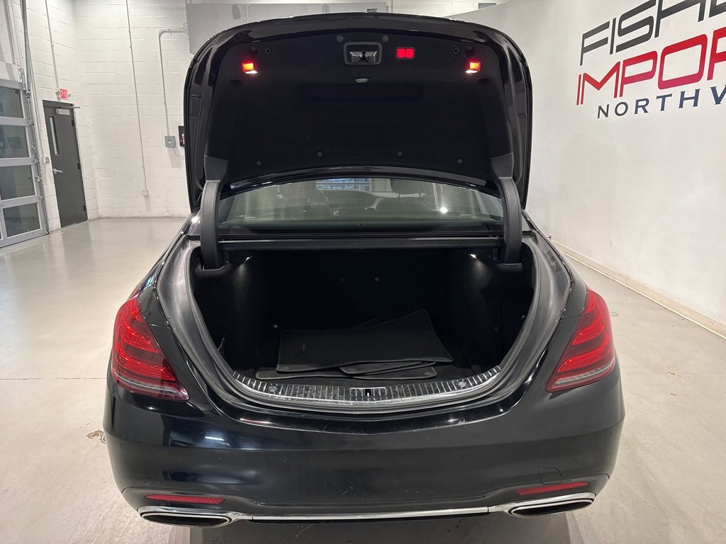 Used 2018 Mercedes-Benz S 560 4MATIC Sedan w/ AMG Line Exterior image 38