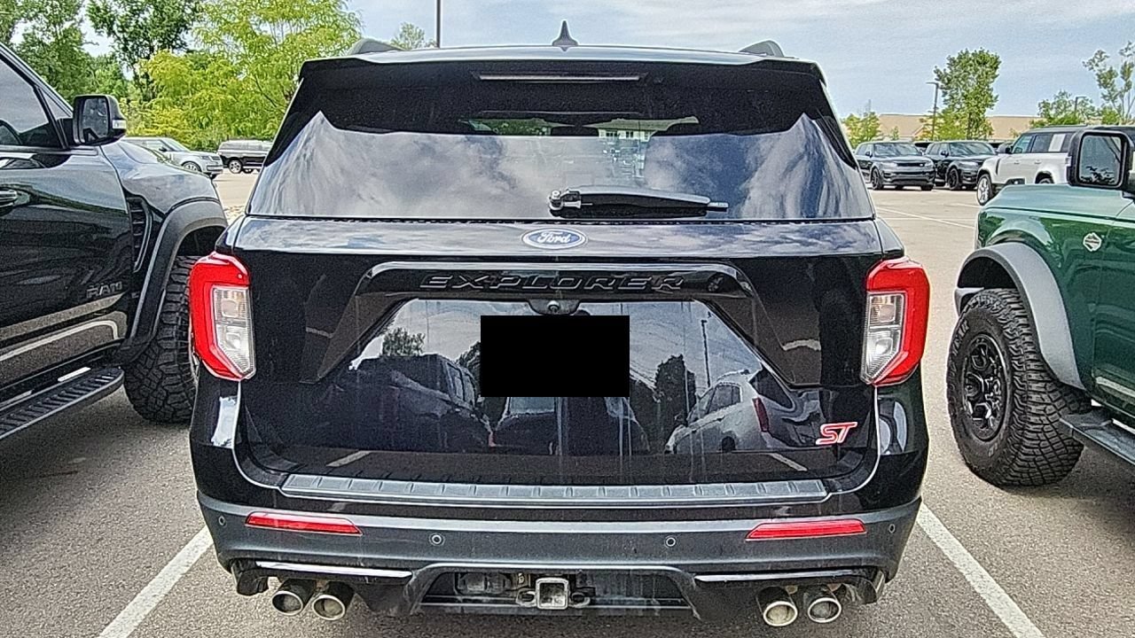Used 2023 Ford Explorer ST w/ Equipment Group 401A AWD/4WD image 4