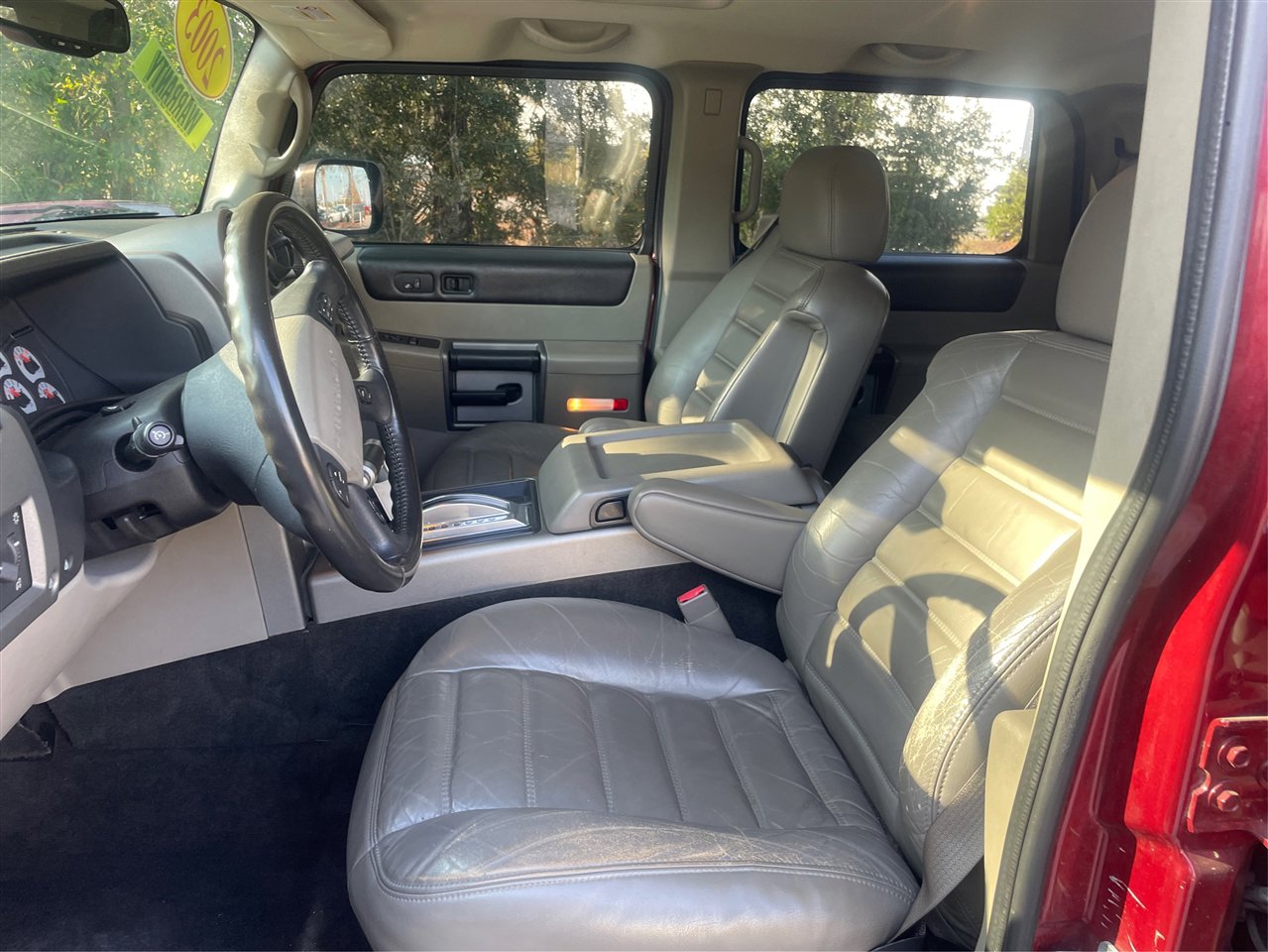 Used 2003 HUMMER H2 w/ Preferred Equipment Group image 9