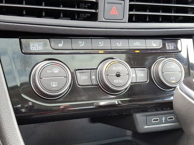 Used 2023 Volkswagen Jetta SE FWD image 16