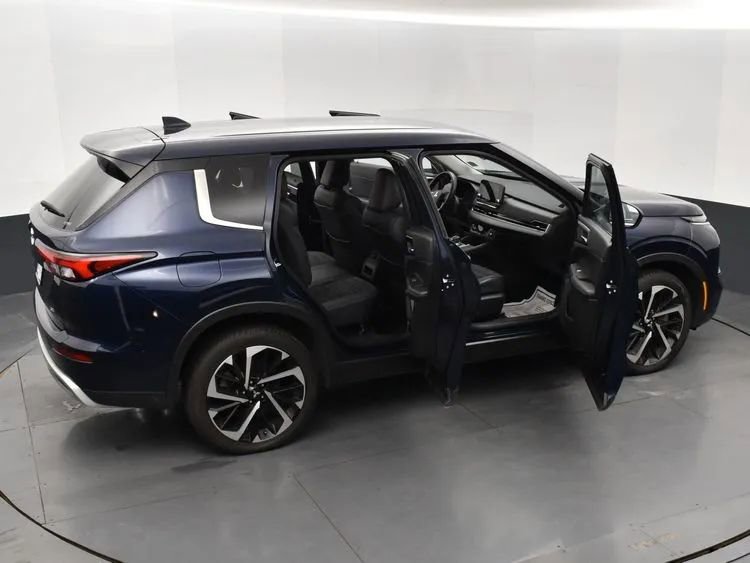 Used 2024 Mitsubishi Outlander Ralliart image 6