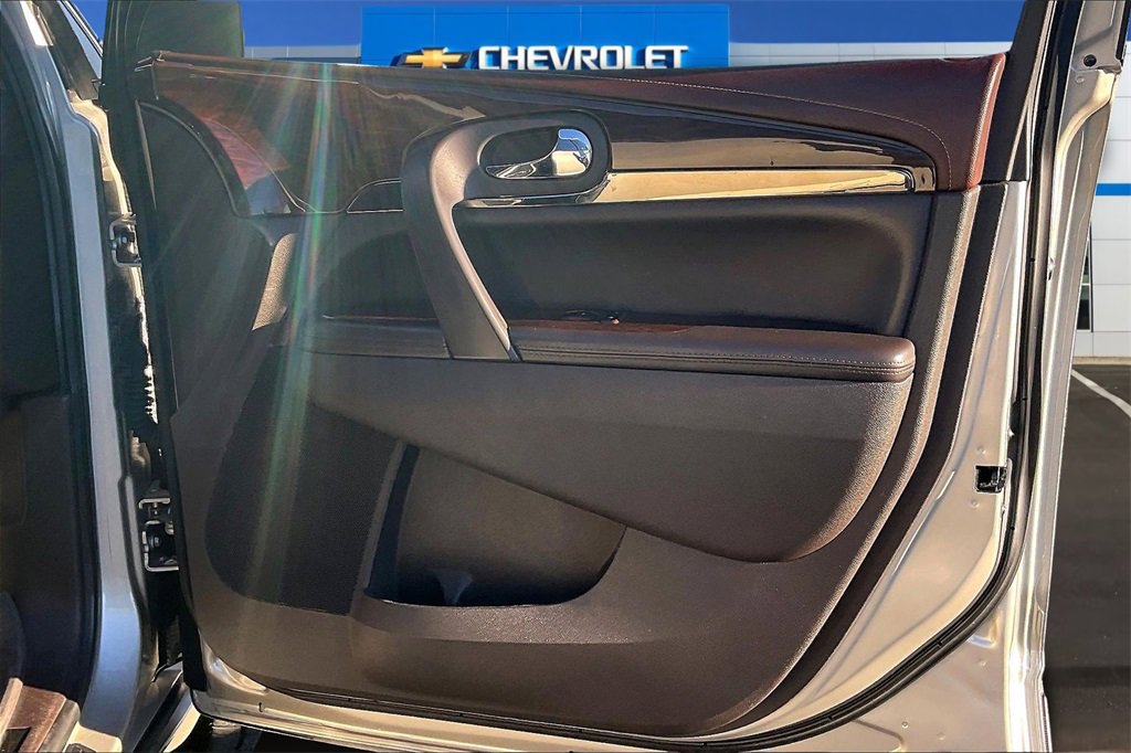 Used 2014 Buick Enclave Leather image 29