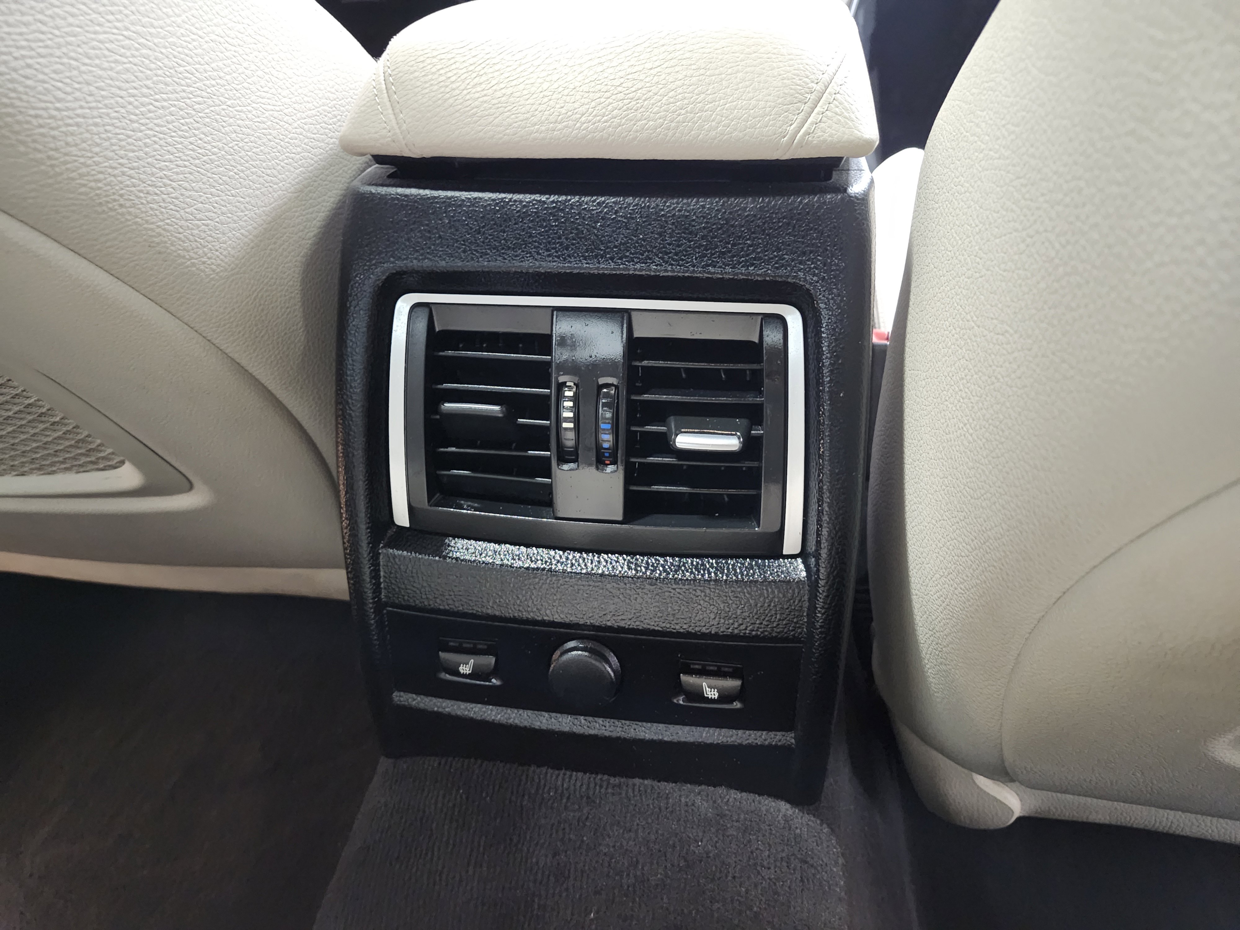 Used 2016 BMW 330e 330e image 26