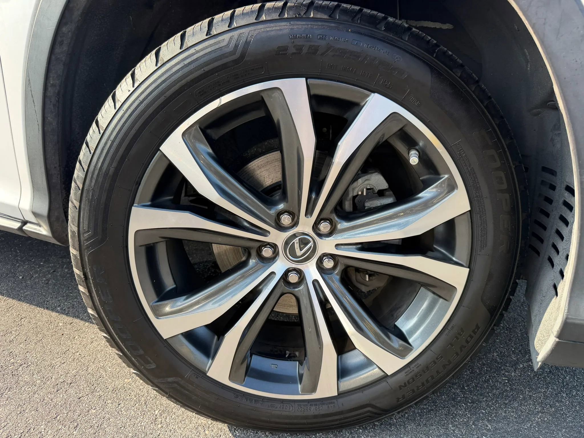 Used 2018 Lexus RX 350 FWD w/ Premium Package image 40