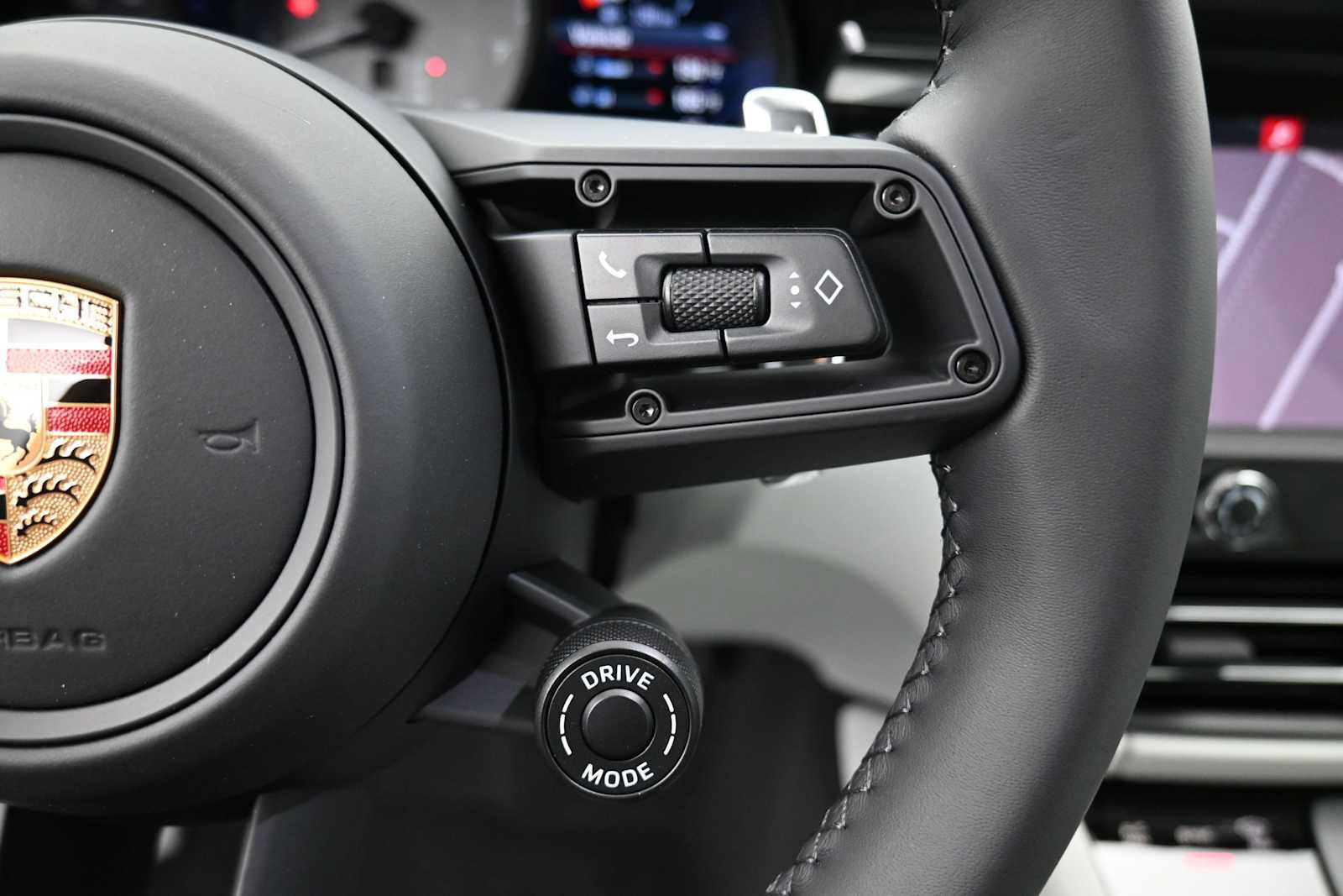 New 2026 Porsche Macan S AWD/4WD image 15