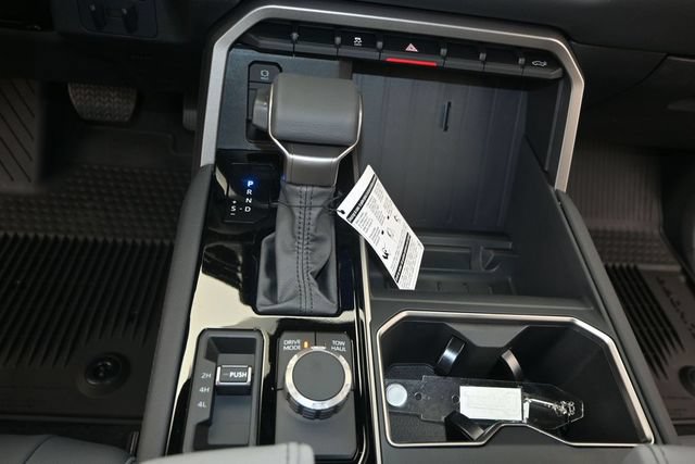 New 2026 Toyota Tundra Limited AWD/4WD image 8