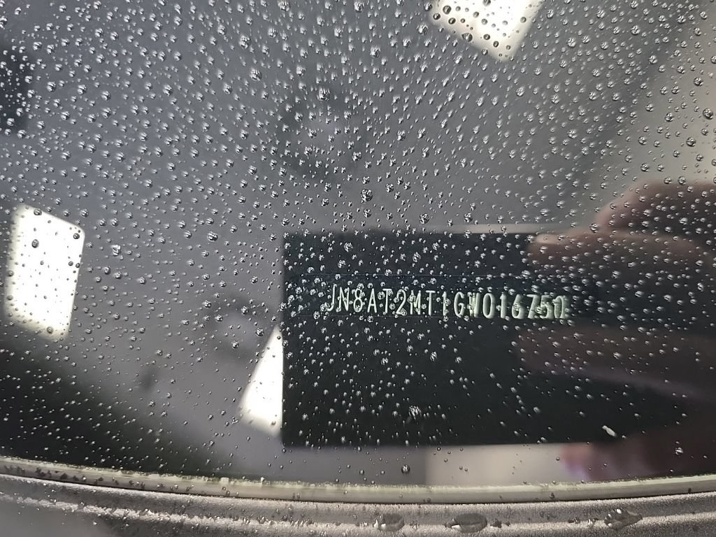 Used 2016 Nissan Rogue S FWD image 7