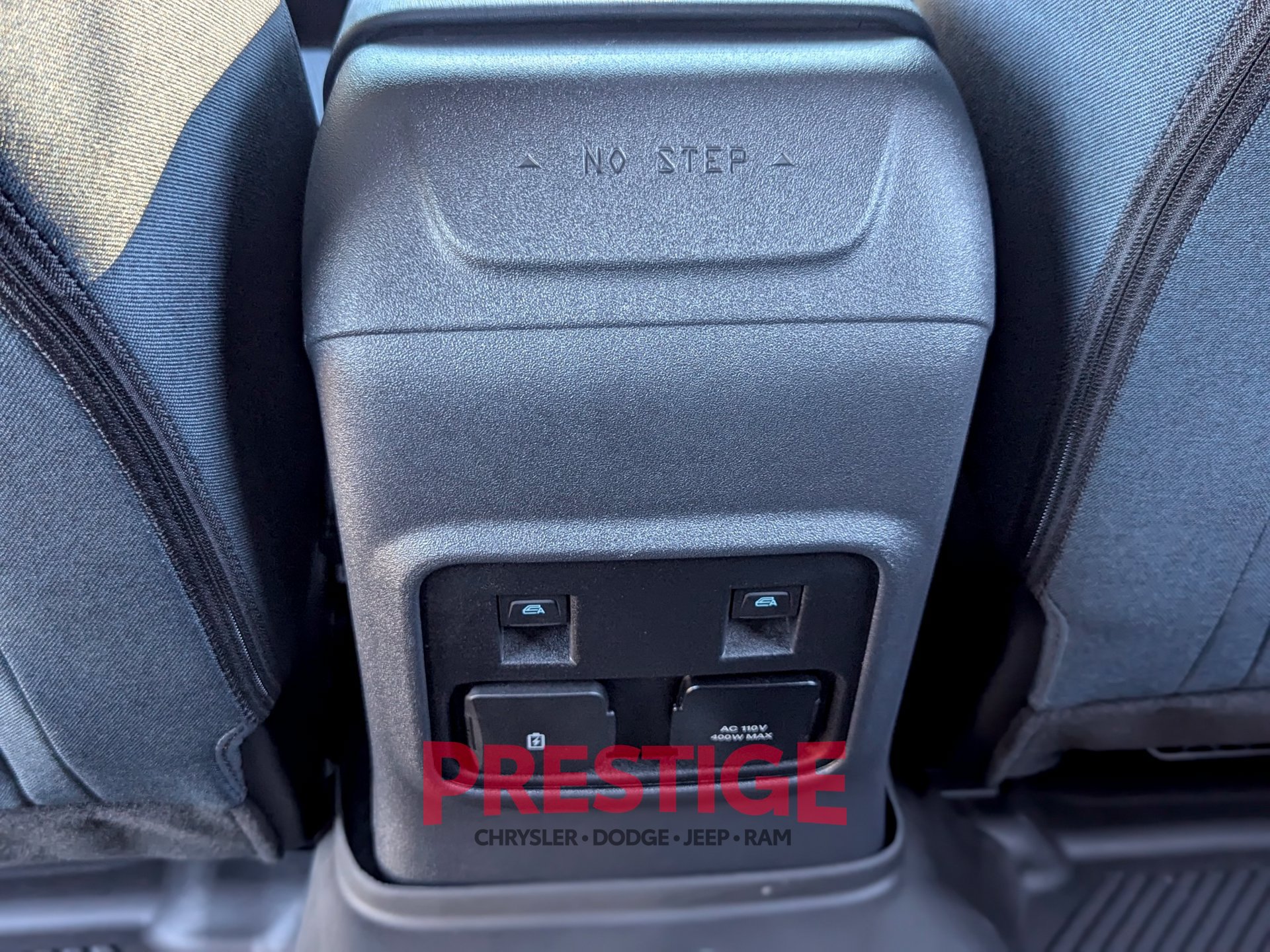 Used 2023 Ford Bronco Heritage Edition AWD/4WD image 27