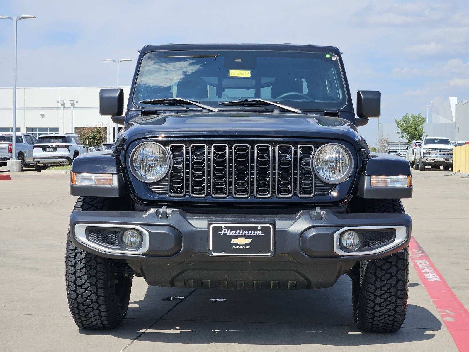 Used 2024 Jeep Gladiator Sport AWD/4WD image 6