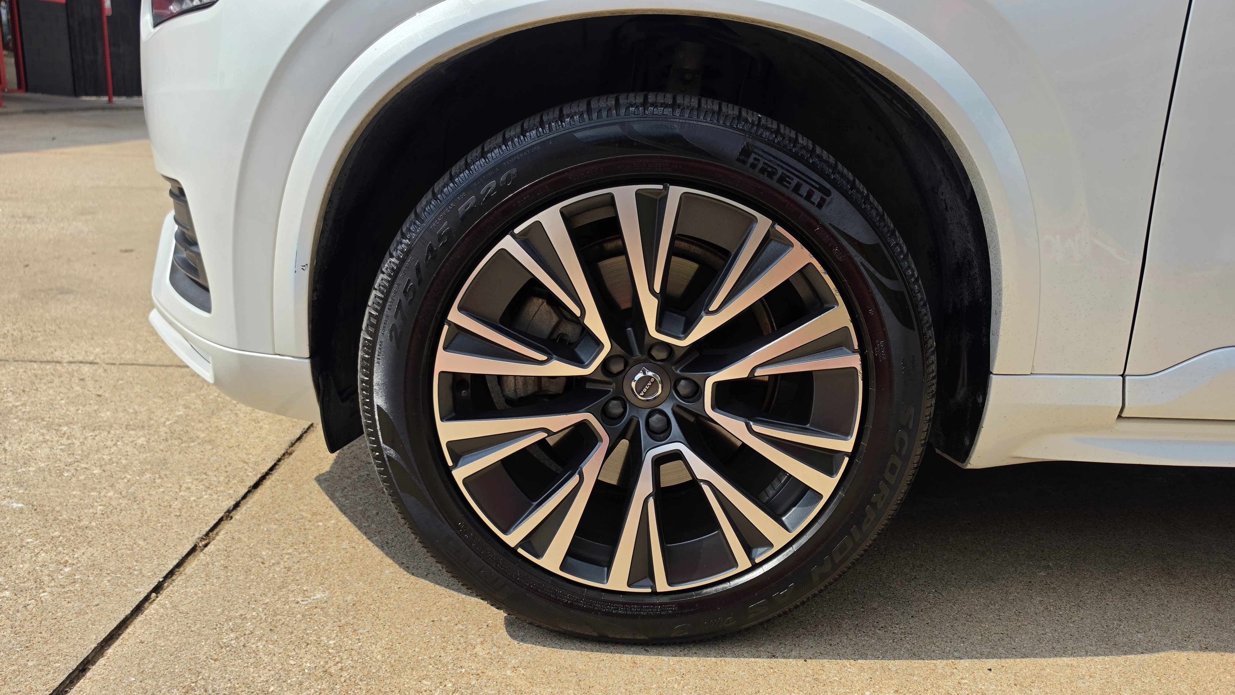 Used 2020 Volvo XC90 T6 Momentum AWD/4WD image 13