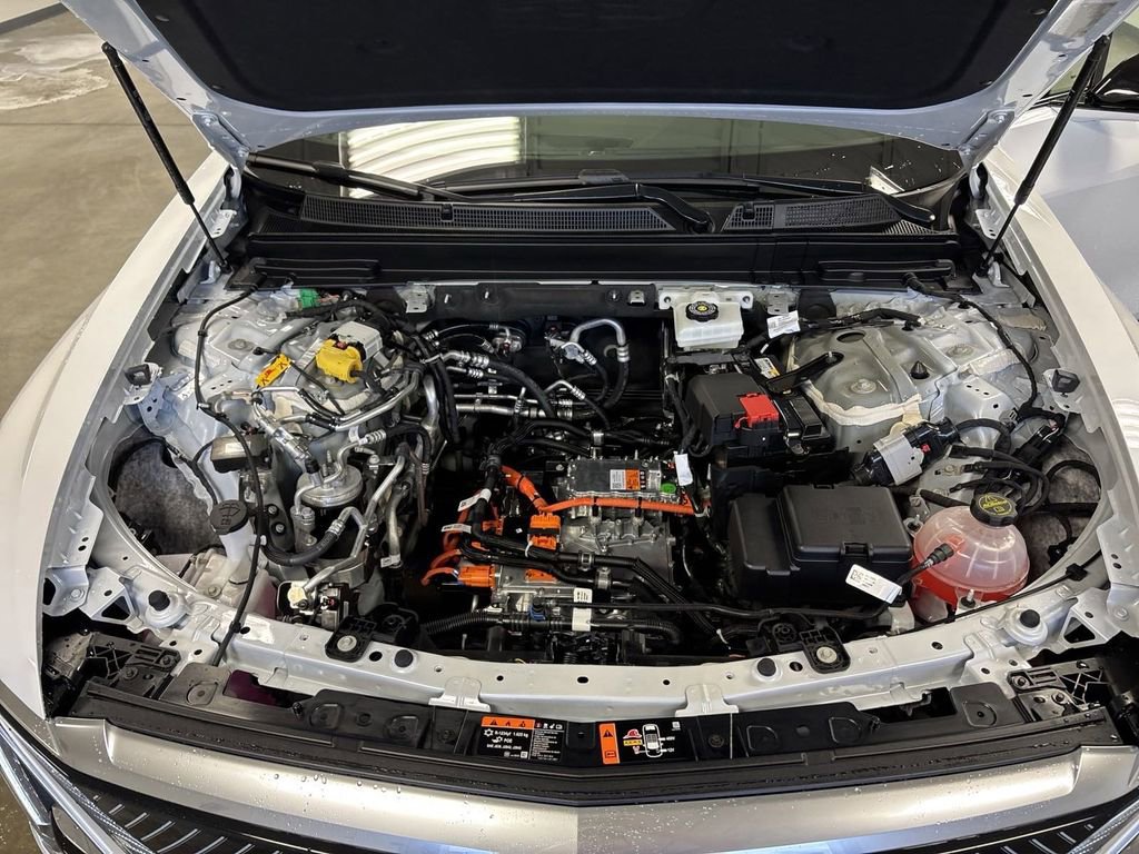 New 2025 Cadillac Lyriq Luxury image 37