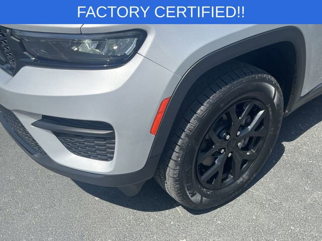 Certified 2024 Jeep Grand Cherokee Altitude image 9