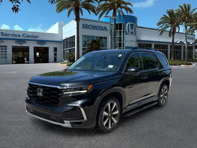 Used 2023 Honda Pilot Elite image 4