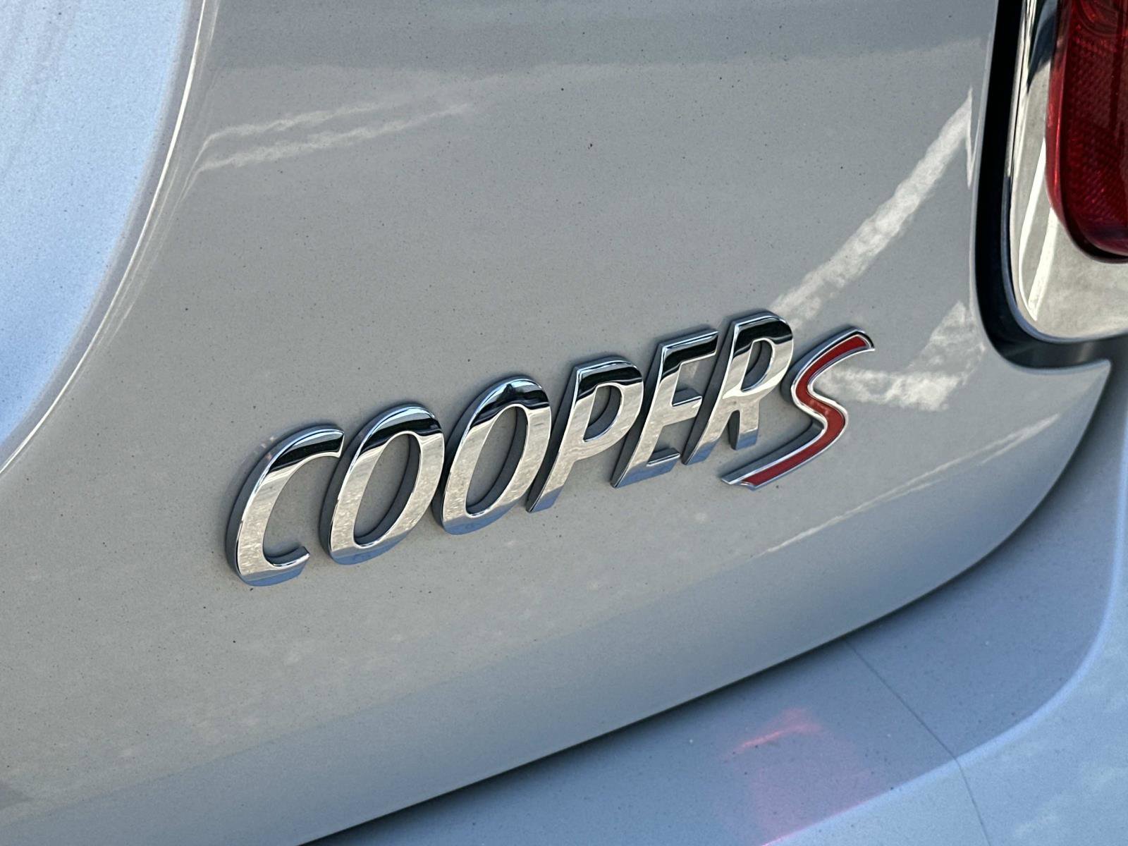 Used 2019 MINI Cooper S image 27