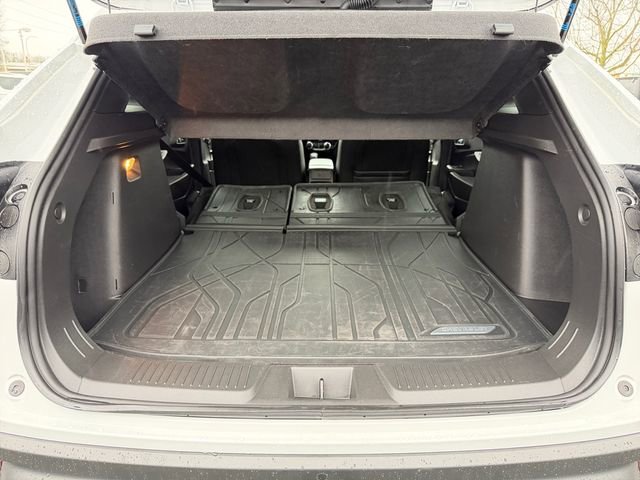 Used 2024 Chevrolet Trax RS w/ Driver Confidence Package image 27