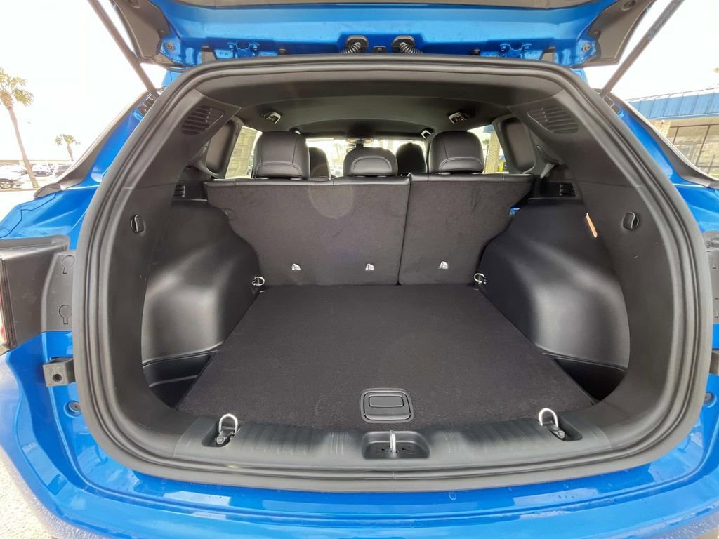 New 2026 Jeep Compass Latitude AWD/4WD image 12