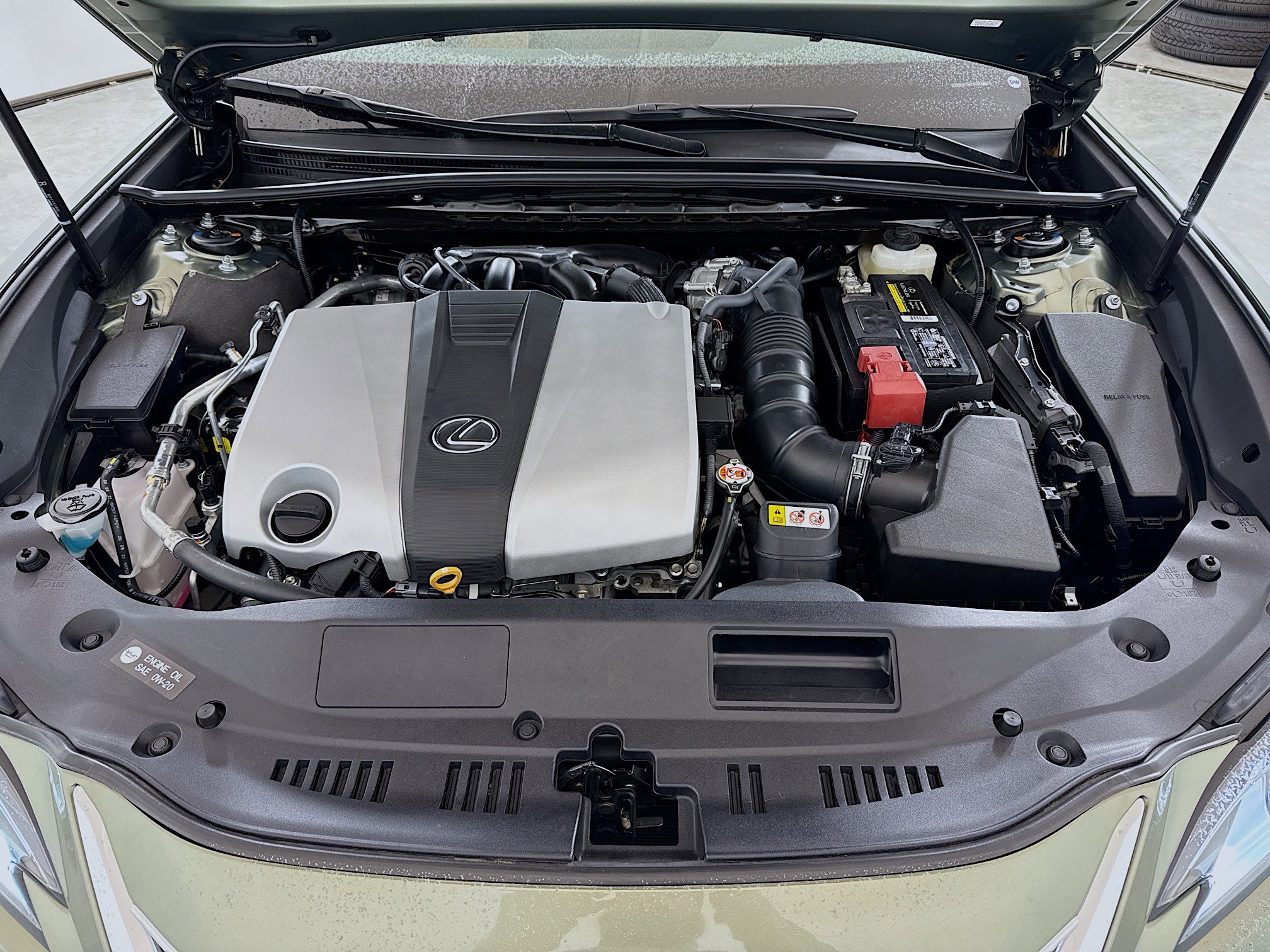 Certified 2024 Lexus ES 350 w/ Premium Package image 28