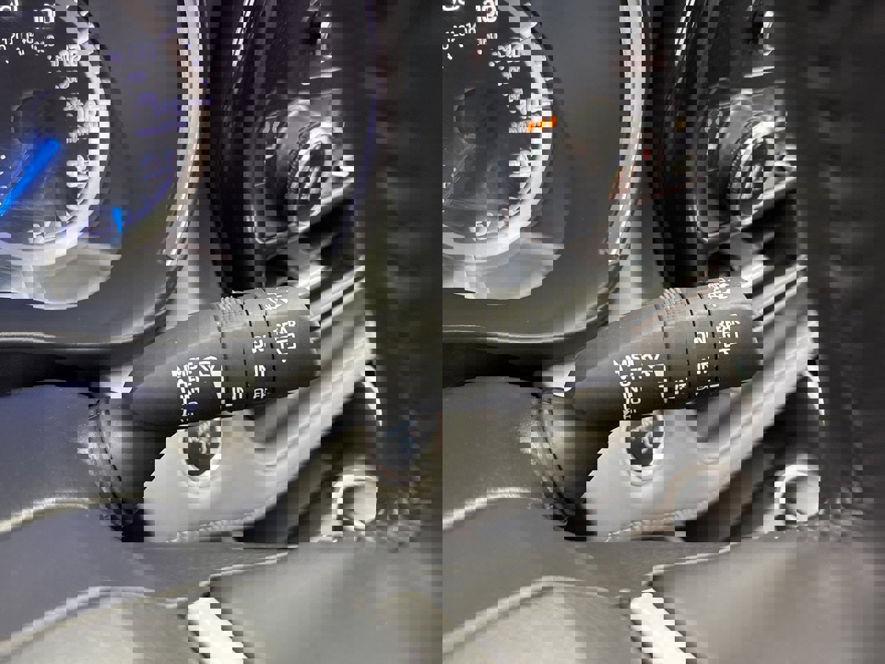 Certified 2024 Toyota Highlander XLE image 24