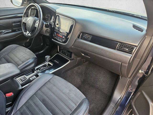 Used 2019 Mitsubishi Outlander SE image 24