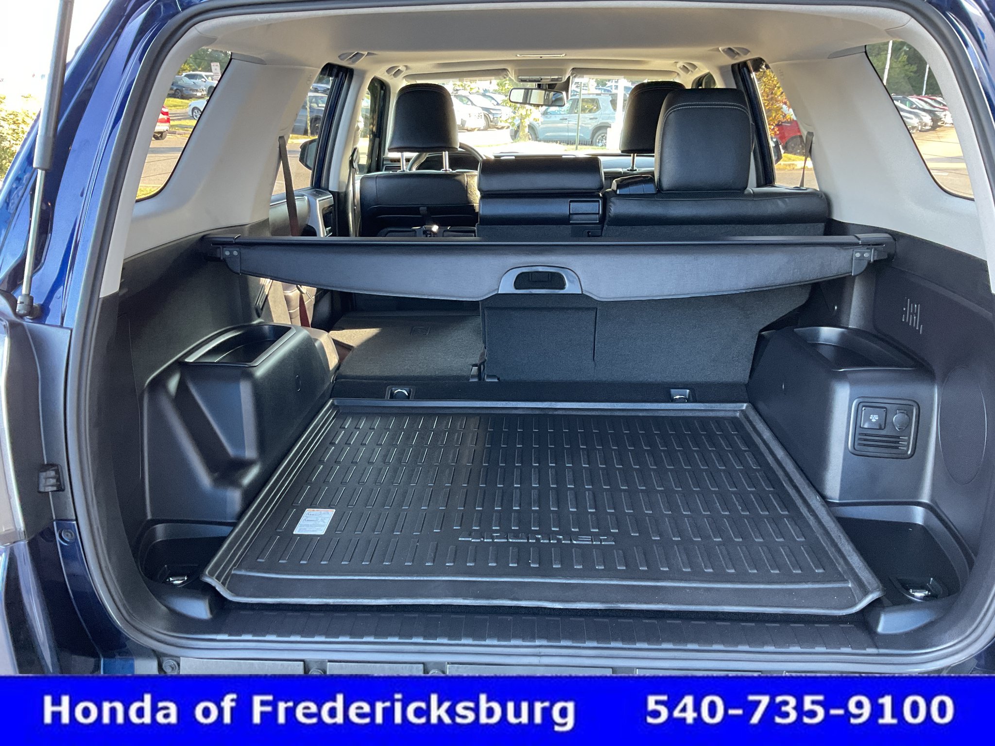 Used 2023 Toyota 4Runner Limited AWD/4WD image 27