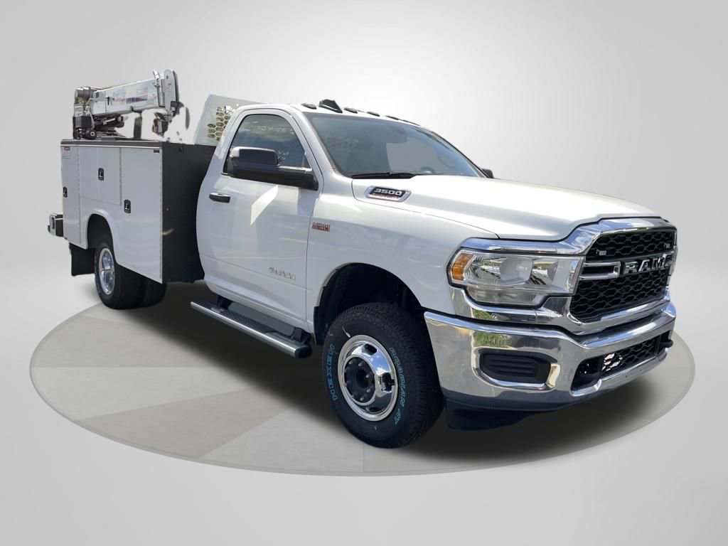 Used 2022 RAM 3500 Tradesman image 2