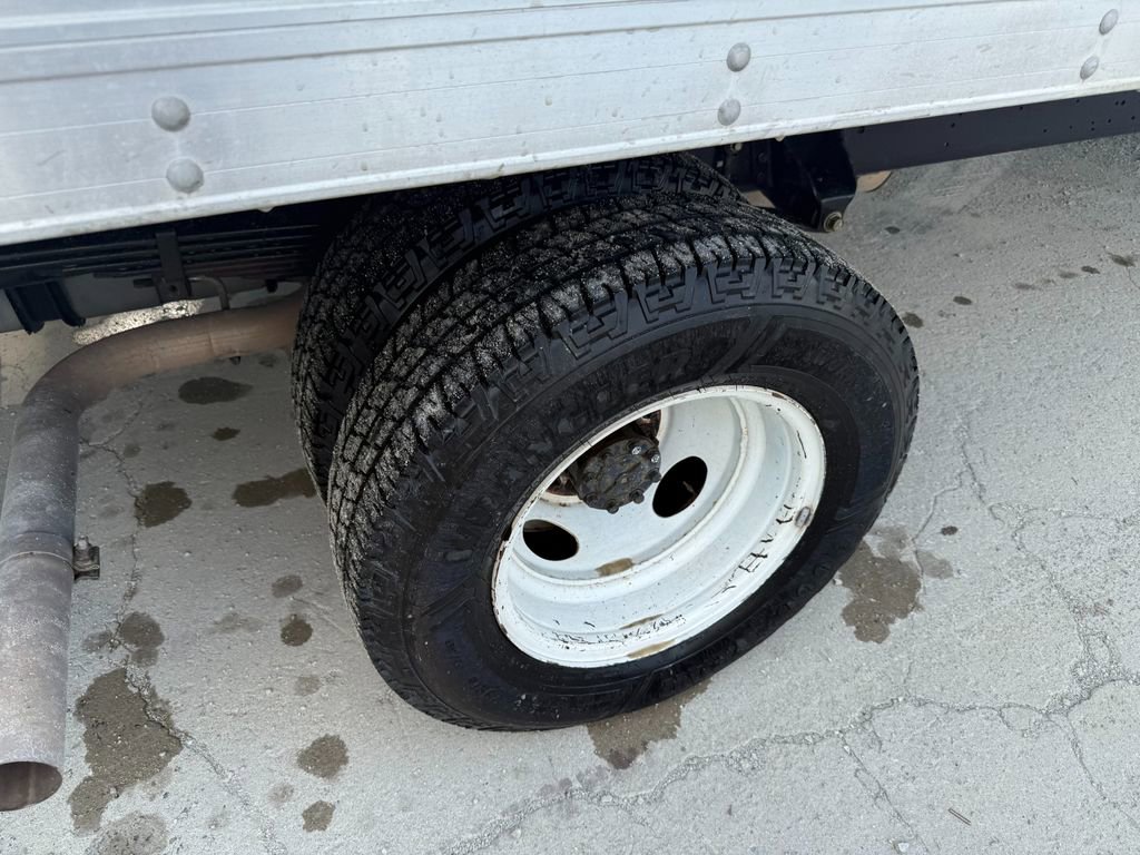 Used 2016 Ford E-450 and Econoline 450 Super Duty image 8