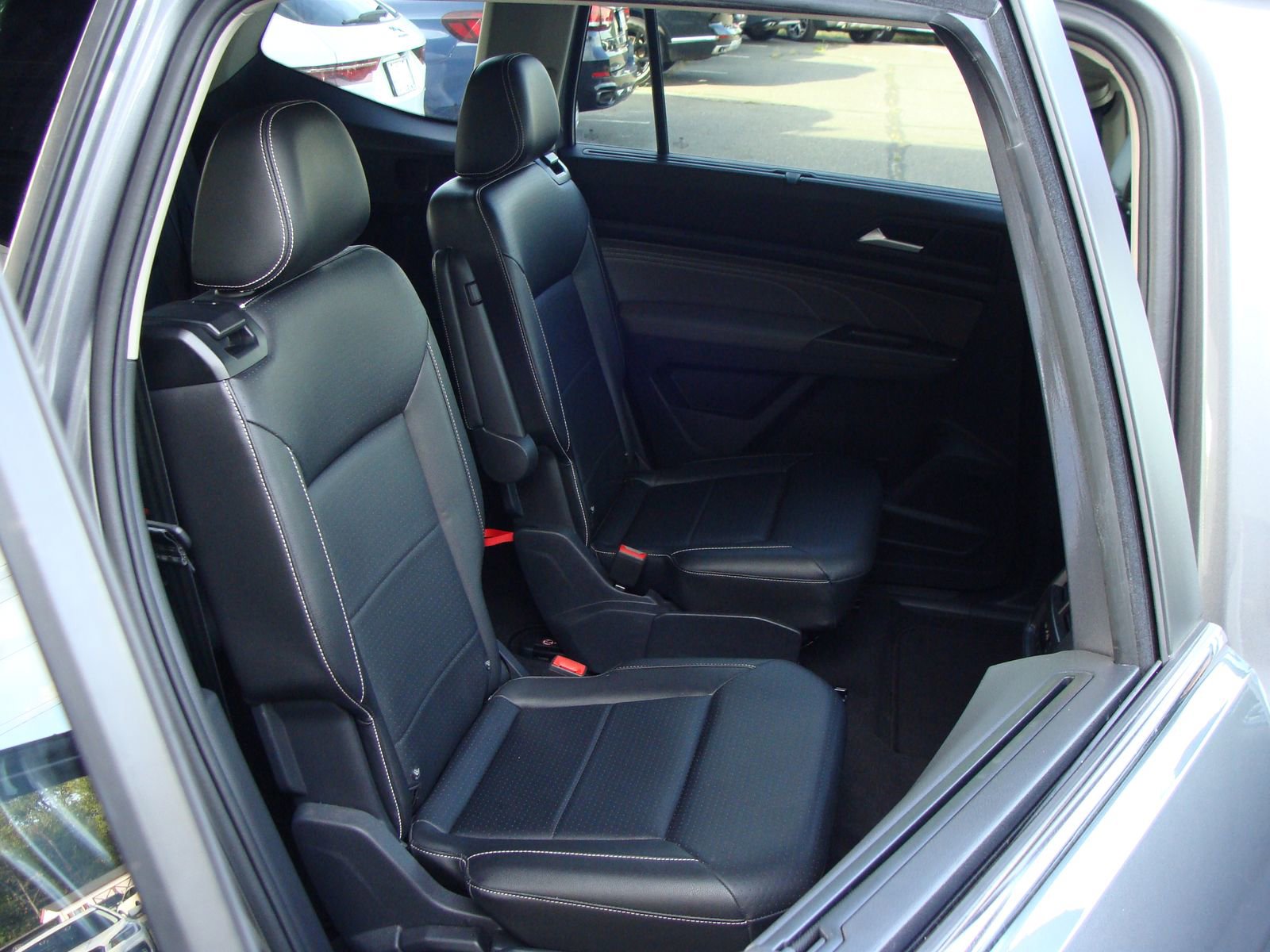 Used 2022 Volkswagen Atlas SEL image 12