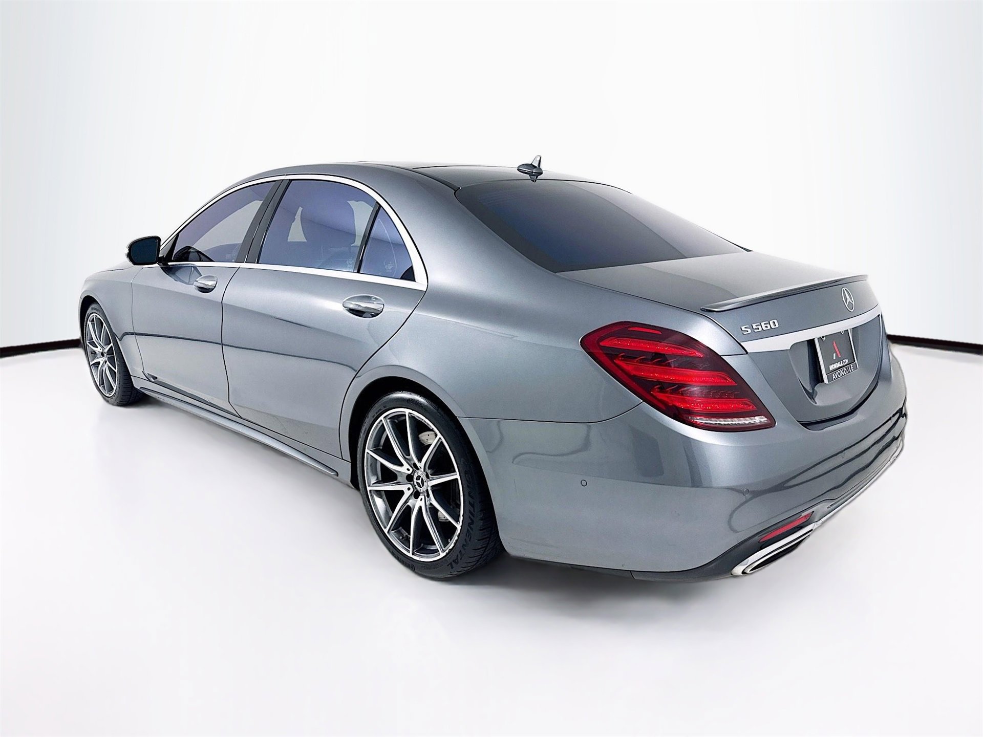 Used 2019 Mercedes-Benz S 560 Sedan image 6