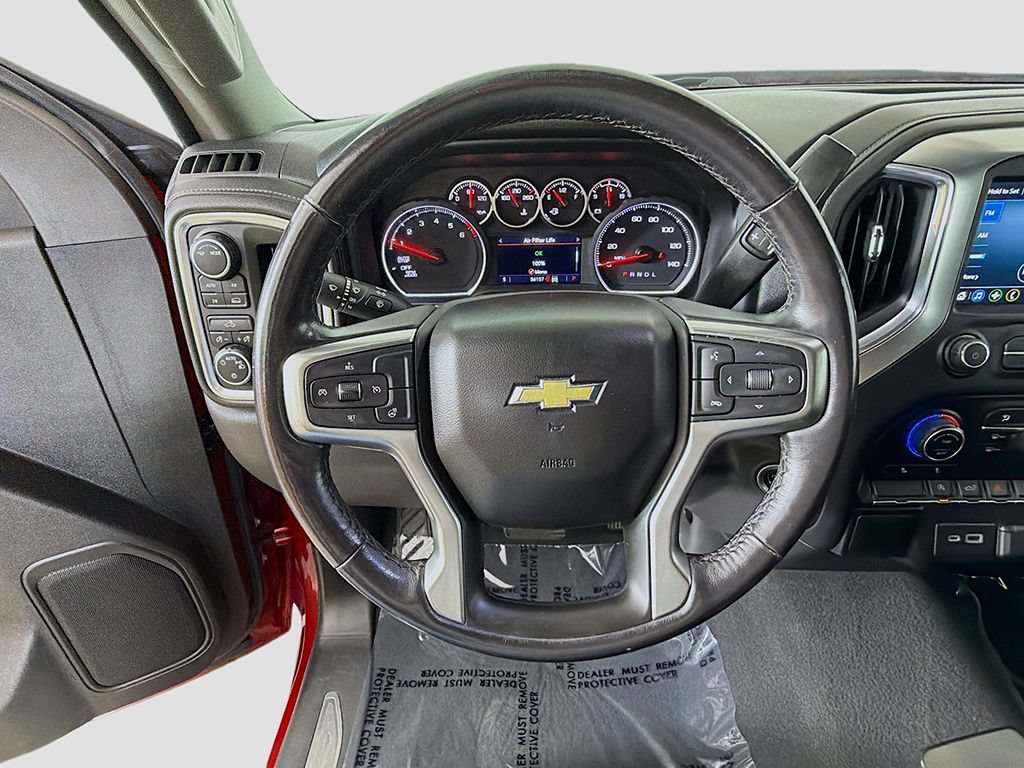 Used 2022 Chevrolet Silverado 1500 LT AWD/4WD image 29