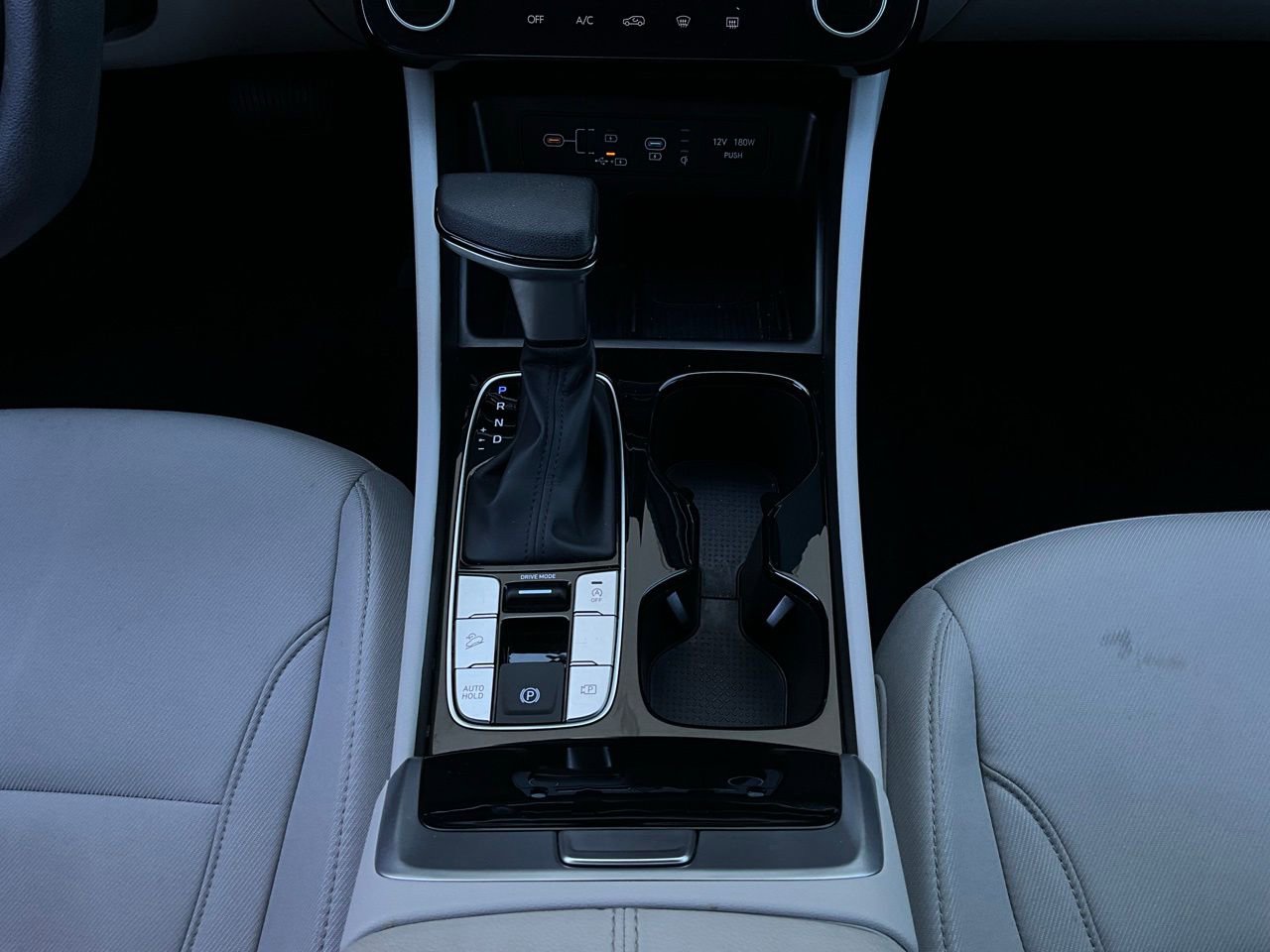 Used 2025 Hyundai Tucson SEL image 15