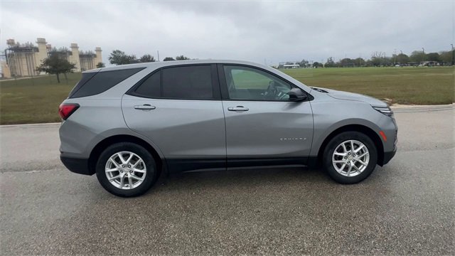 Certified 2023 Chevrolet Equinox LS w/ LS Convenience Package image 9