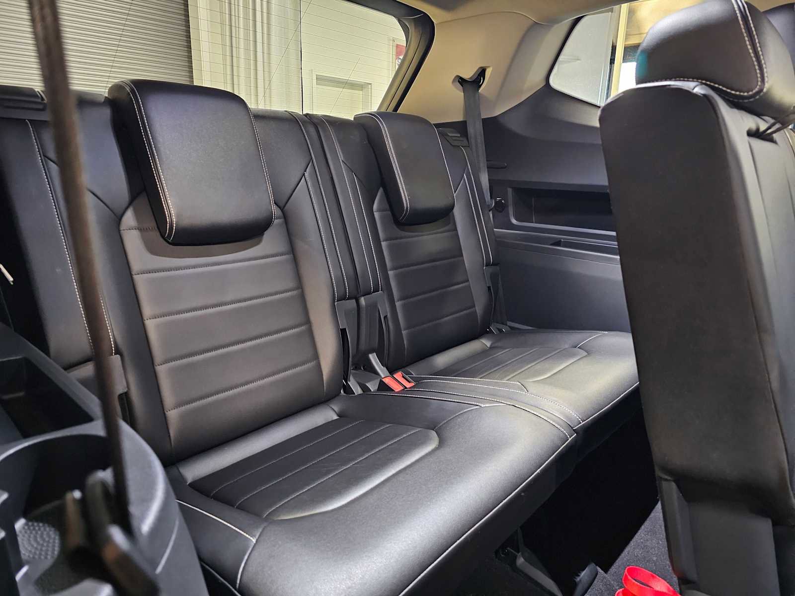 Used 2025 Volkswagen Atlas SEL image 13