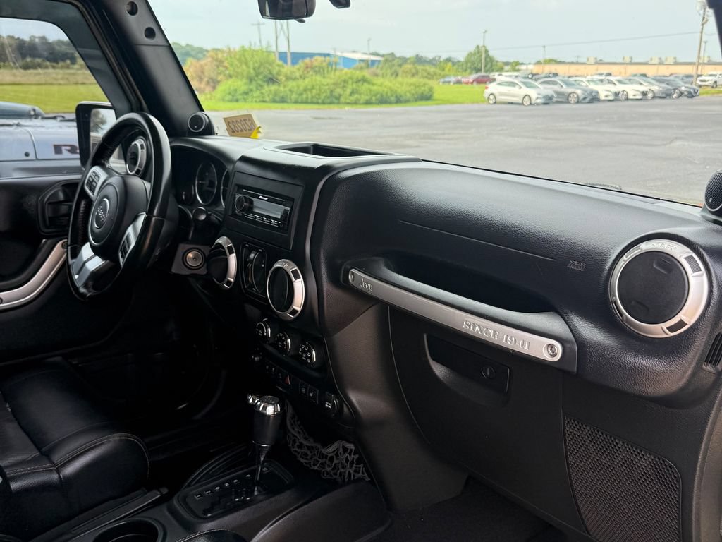 Used 2011 Jeep Wrangler Unlimited 70th Anniversary w/ Dual Top Group AWD/4WD image 18